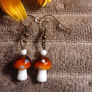 Handmade Lampworks Glass Mushroom Dangle Pierced Earrings Cottagecore Fairycore